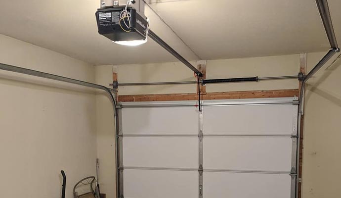 Garage interior view