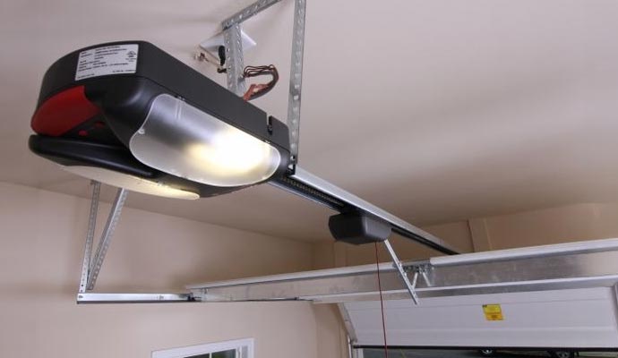 Ceiling mounted garage door opener