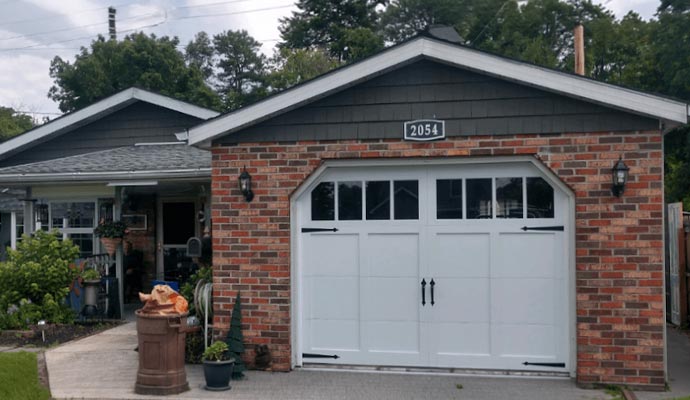 C.H.I. overhead door
